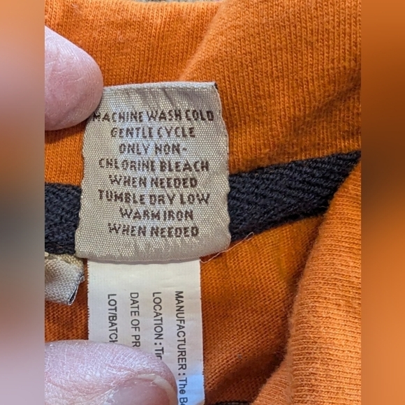 Set of 2 boy's shirts. Green Quicksilver size XL. Orang Ruff Hewn size 7. - Picture 3 of 10